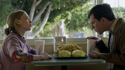 bild aus der news "The Clapper": Ed Helms als Beifallklatscher im ersten Trailer zur Komödie