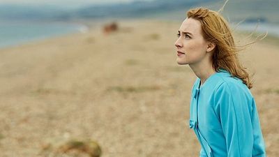 bild aus der news "Am Strand": Erster Trailer zum lyrischen Liebesdrama mit Saoirse Ronan