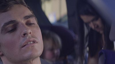 bild aus der news "6 Balloons": Im Trailer zum Netflix-Drama kämpft Dave Franco gegen seine Drogensucht