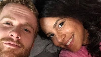 bild aus der news Königliche Liebe: Erster Teaser zu "Harry & Meghan: A Royal Romance"