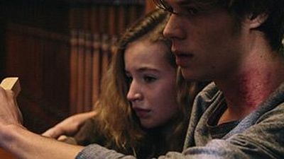 bild aus der news "Family Blood": Trailer zum Vampirfilm, der schon nächste Woche auf Netflix startet