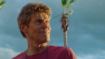 bild aus der news Auf Hundeschlitten gegen Netflix: Willem Dafoe dreht Exklusiv-Film "Togo" für Disneys neuen Streamingdienst