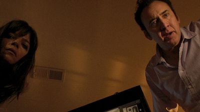 bild aus der news Total verrückt: Nicolas Cage und Selma Blair machen im deutschen Trailer zu "Mom & Dad" Jagd auf ihre Kinder