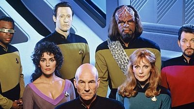 bild aus der news Die ganze Enterprise-Crew in neuer Picard-Serie? Reunion-Foto entfacht Spekulationen