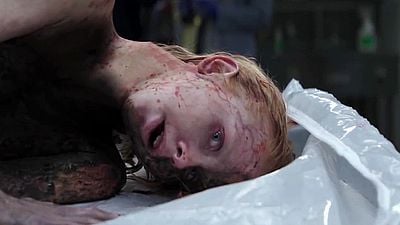 bild aus der news Trailer zu "The Possession Of Hannah Grace": "Pretty Little Liars"-Star erlebt Leichenhallen-Horror