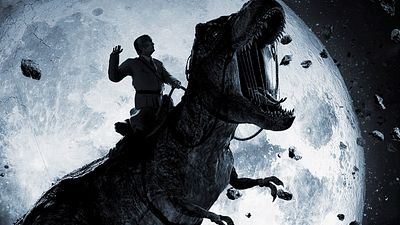 bild aus der news Udo Kier reitet als Hitler einen T-Rex: Neuer Trailer zu "Iron Sky 2: The Coming Race"