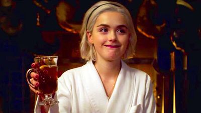 bild aus der news "Chilling Adventures of Sabrina": Der Trailer zur Weihnachtsfolge!