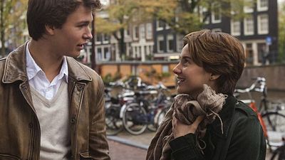 bild aus der news "Let It Snow": Netflix verfilmt Weihnachtsbuch des "Das Schicksal ist ein mieser Verräter"-Autors