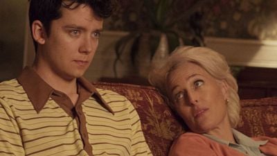 bild aus der news "Sex Education": Im Trailer zur Netflix-Serie ist "Akte X"-Star Gillian Anderson ein Sex-Guru