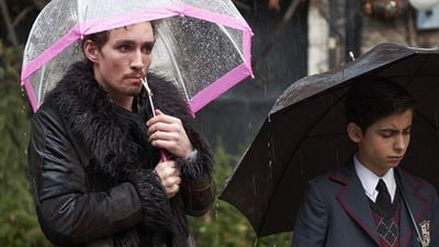 "Umbrella Academy": Unsere Kritik zur Netflix-Superheldenserie mit dem affengeilen Affen-Butler