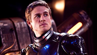 bild aus der news Darum ist "Pacific Rim"-Hauptdarsteller Charlie Hunnam in "Pacific Rim 2" nicht mehr dabei