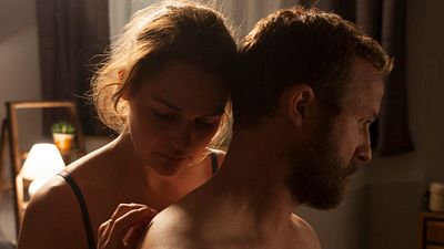 bild aus der news Wenn der Urlaub zum Alptraum wird: Bewegender Trailer zu "Das schönste Paar"
