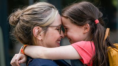bild aus der news "My Zoe": Deutscher Trailer zum stargespickten Klon-Drama von und mit Julie Delpy