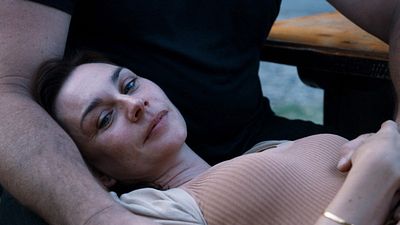 bild aus der news Dreiecksbeziehung im Urlaub: Der neue Trailer zu "Was gewesen wäre"