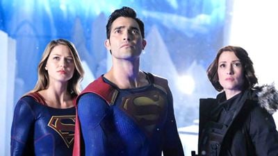 Superman trifft Superman: Neue Bilder zum Crossover von "Arrow", "The Flash" & "Supergirl"