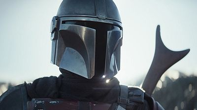 bild aus der news "The Mandalorian": Unter dem Helm des Kopfgeldjägers steckt jemand ganz anderes als ihr denkt
