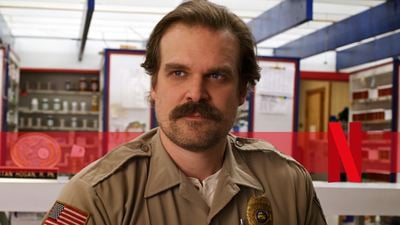 Lebt Hopper noch? Trailer zur 4. Staffel "Stranger Things" liefert die Antwort