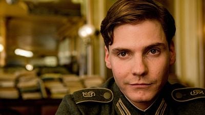 Neuverfilmung von "Im Westen nichts Neues" kommt mit Daniel Brühl aus Deutschland