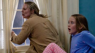 bild aus der news Fieser "Motherly"-Trailer: Mutter und Tochter gegen Eindringlinge