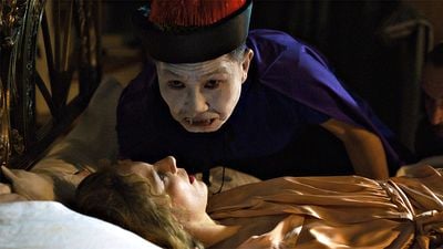 Wenn Dracula auf Karl Marx trifft: Trailer zur schrägen Vampir-Satire "Blutsauger"