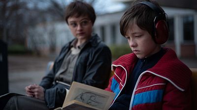 bild aus der news "Das wollte ich nicht!": Berührender Trailer zum Psycho-Drama "Zwischen uns" mit einem "Babylon Berlin"-Star