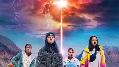 bild aus der news "Stranger Things" trifft "Das Ding aus einer anderen Welt": Trailer zur Sci-Fi-Horror-Komödie "Slash/Back"