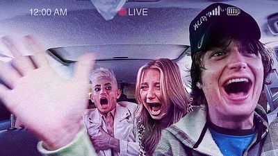 Ein "Stranger Things"-Star tut alles, um berühmt zu werden: Trailer zum Horror-Thriller "Spree"