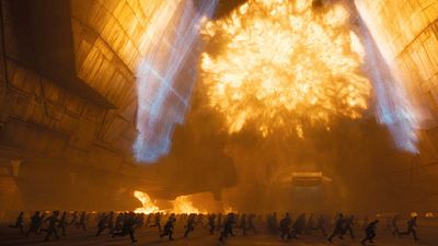 bild aus der news Streaming-Tipp: Der beste Film 2021 ist ein brachialer Sci-Fi-Blockbuster, der euer Heimkino zum Beben bringt!