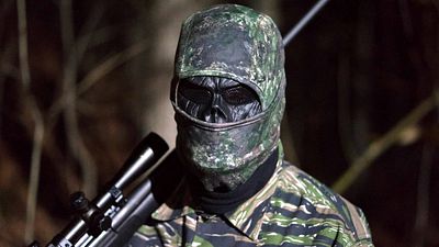 bild aus der news In 3 Tagen gibt's einen Netflix- und DC-Star als sadistischen Folterknecht: Trailer zum FSK-18-Horror-Thriller "The Retreat"