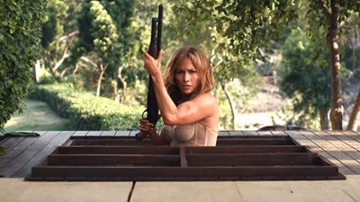 Jennifer Lopez ballert auf ihrer eigenen Hochzeit mit der Schrotflinte rum: Trailer zur Action-Komödie "Shotgun Wedding"
