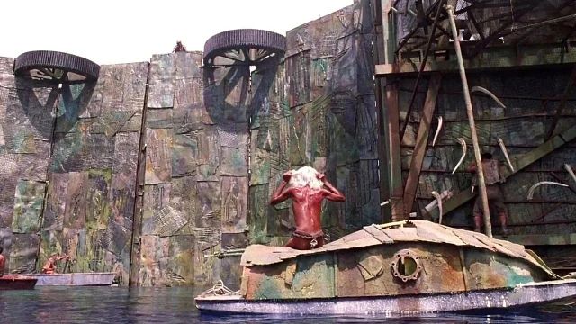 bild aus der news Heute streamen: Ein spektakuläres Sci-Fi-Abenteuer aus den 90er-Jahren – 175 Millionen Dollar Budget!