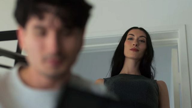 bild aus der news Jetzt bekommt Sydney Sweeneys 400-Millionen-Dollar-Megahit Konkurrenz – erster Trailer zum Psycho-Thriller "Housemaid"
