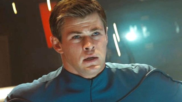 Nur zwei Jahre vor "Thor": In diesem Sci-Fi-Blockbuster hatte Marvel-Star Chris Hemsworth seinen allerersten Filmauftritt!