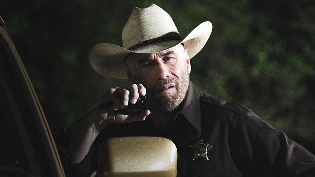bild aus der news Provinz-Sheriff John Travolta nimmt es mit der Drogen-Mafia auf: Deutscher Trailer zum Action-Thriller "Mob Land"