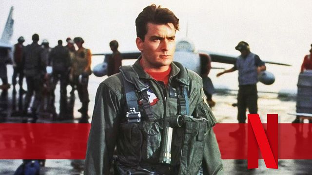 bild aus der news Ein Muss für Action-Fans: 3 Stunden Mega-Kult mit Charlie Sheen neu auf Netflix