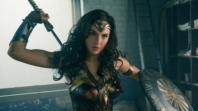 bild aus der news Schlechte Nachrichten für alle Fans: Gleich 3 DC-Serien wurden auf Eis gelegt – darunter auch die Antwort auf "Game Of Thrones"