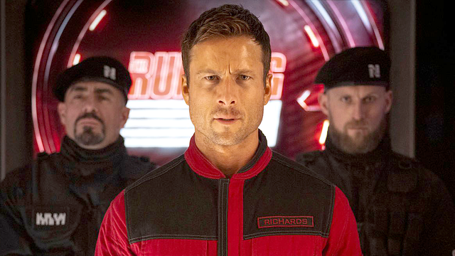 bild aus der news "Top Gun 2"-Star Glen Powell übernimmt Rolle in neuem Sci-Fi-Film – vom Macher einer der besten Serien der letzten Jahre