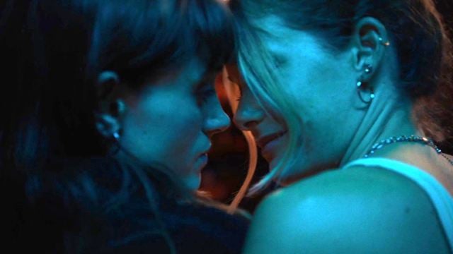 "Ein Sommer voller Leidenschaft": Deutscher Trailer zum queeren Liebesdrama mit "Stranger Things"-Star Natalia Dyer