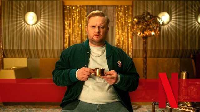 bild aus der news "Wie schmeckt eigentlich Schokorüherei?": Wir sprechen mit Fatoni über kulinarische Verbrechen und seine neue Netflix-Serie "Kacken an der Havel"