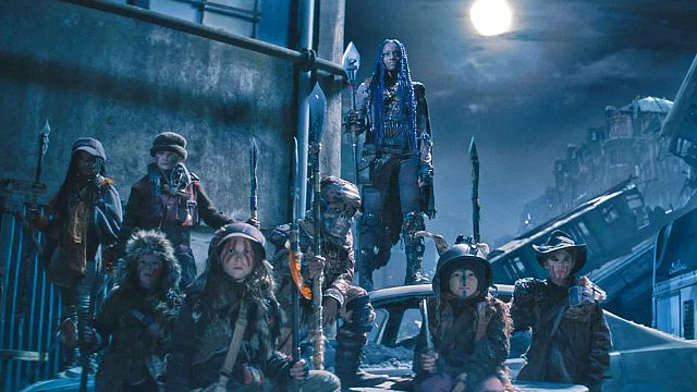 bild aus der news Apokalypse, Zeitreisen & derber Humor: Deutscher Trailer zum turbulenten Sci-Fi-Abenteuer "Visitor From The Future"