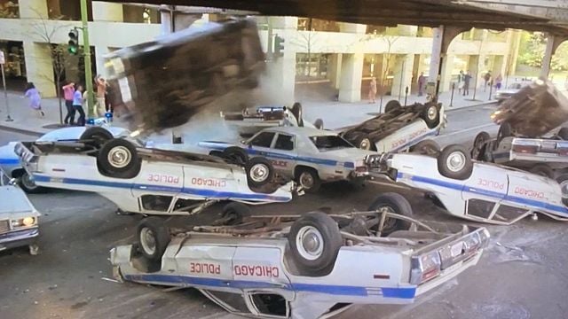 bild aus der news Heimkino-Tipp: Style und tonnenweise Verwüstung – dieser Kultfilm stellte einen krachenden Weltrekord auf!