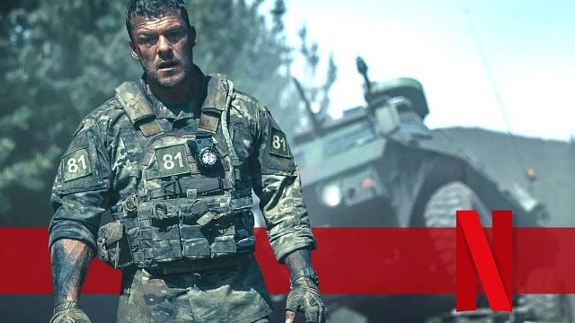 bild aus der news "Ich war noch nie so müde": Für die Dreharbeiten zu "War Machine" ging Action-Star Alan Ritchson bis an die absolute Belastungsgrenze