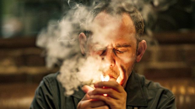 bild aus der news Dieser Film wird für Diskussionen sorgen: Zwei der größten deutschen Stars kämpfen als schwules Paar gegen viel Widerstand