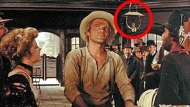 bild aus der news "Mein Name ist Nobody": Stoppt den Kult-Western bei 52 Minuten und 36 Sekunden – und schaut euch diesen Saloon ganz genau an!