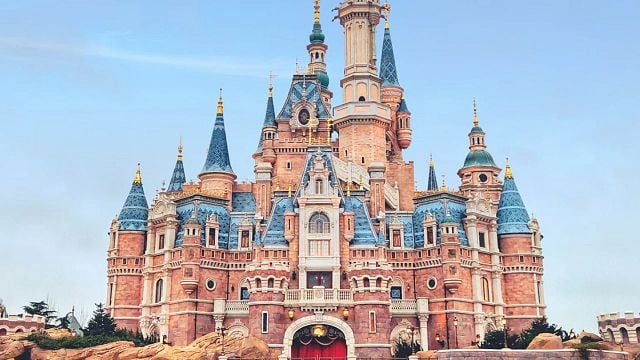 bild aus der news Die unglaubliche Geschichte des Paares, das 15 Jahre lang im Disneyland lebte – ohne dass die Besucher es bemerkten