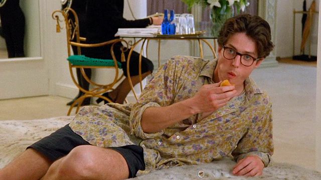 bild aus der news "Was für ein Mistkerl": Diese Rolle in einem populären 90er-Hit verleitete Hugh Grant zu einem "katastrophalen Fehler"