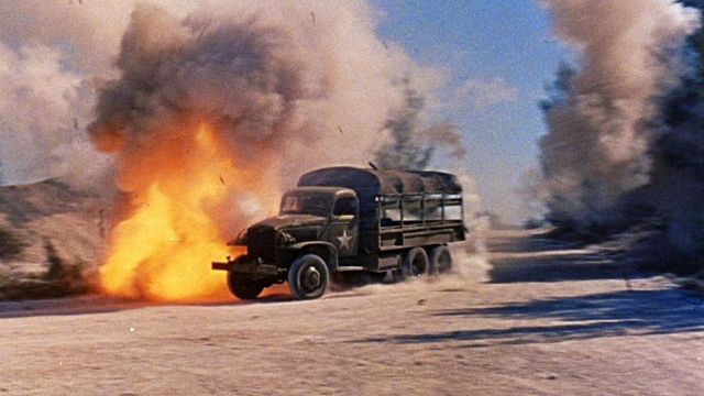 bild aus der news TV-Tipp: Dieser außergewöhnliche Kriegsfilm ist ein stark besetzter Klassiker – heute Abend läuft er ohne Werbung!