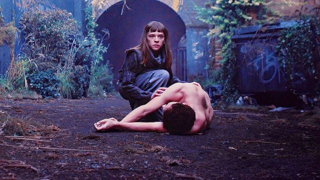Mörderjagd trifft Zeitreise-Mindfuck à la "Dark": Mysteriöser Netflix-Trailer zum Crime-Thriller "Bodies"