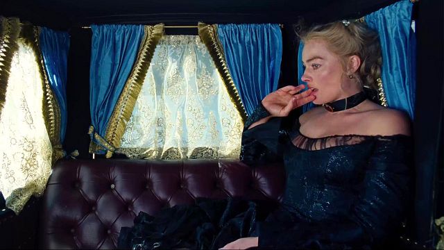 bild aus der news Kommt in 4 Tagen der nächste Skandalfilm ins Kino? Margot Robbie im prickelnden Trailer zu "Wuthering Heights - Sturmhöhe"