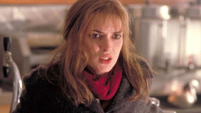 bild aus der news Seit 25 Jahren tut Winona Ryder alles, um den schlechtesten Film ihrer Karriere zu vergessen: "Ich habe ihn nie gesehen"